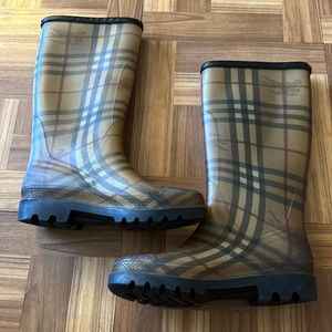 Burberry Rainboots Size 8